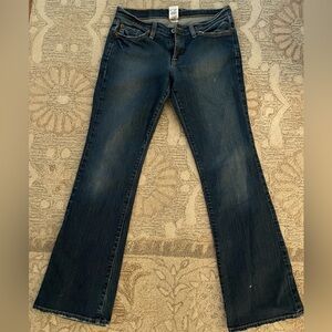 Vintage Y2K lucky brand “sweet n Low” flare jeans | Dark Wash | size 6/28